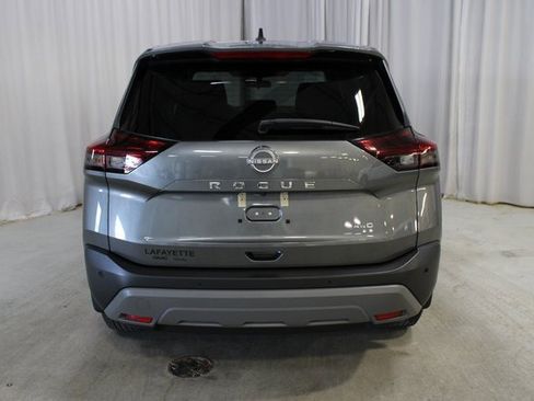 Used 2023 Nissan Rogue S image 5