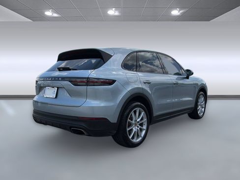 Used 2021 Porsche Cayenne AWD/4WD image 9