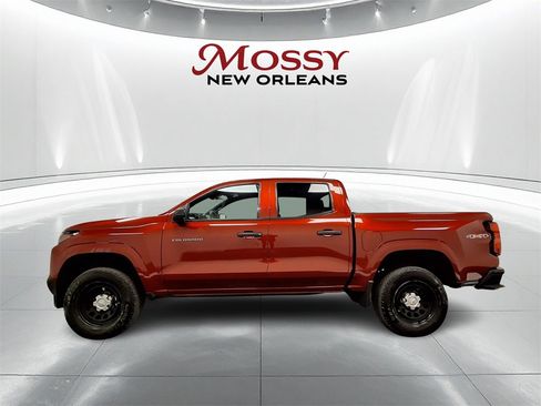 Used 2023 Chevrolet Colorado W/T image 8