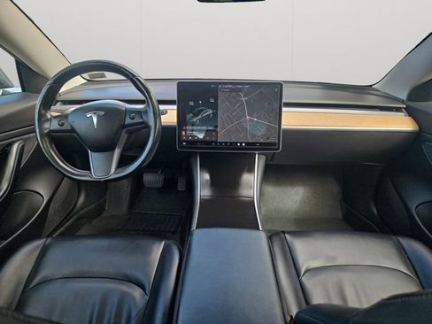 Used 2018 Tesla Model 3 Long Range RWD image 17
