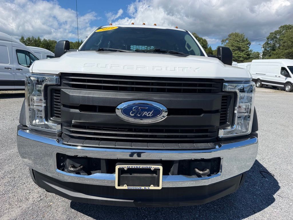 Certified 2019 Ford F550 4x4 Crew Cab Super Duty image 2