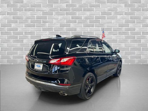 Used 2020 Chevrolet Equinox Premier w/ Premier Redline Edition image 5