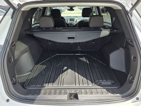 Used 2022 Chevrolet Equinox LT FWD image 18
