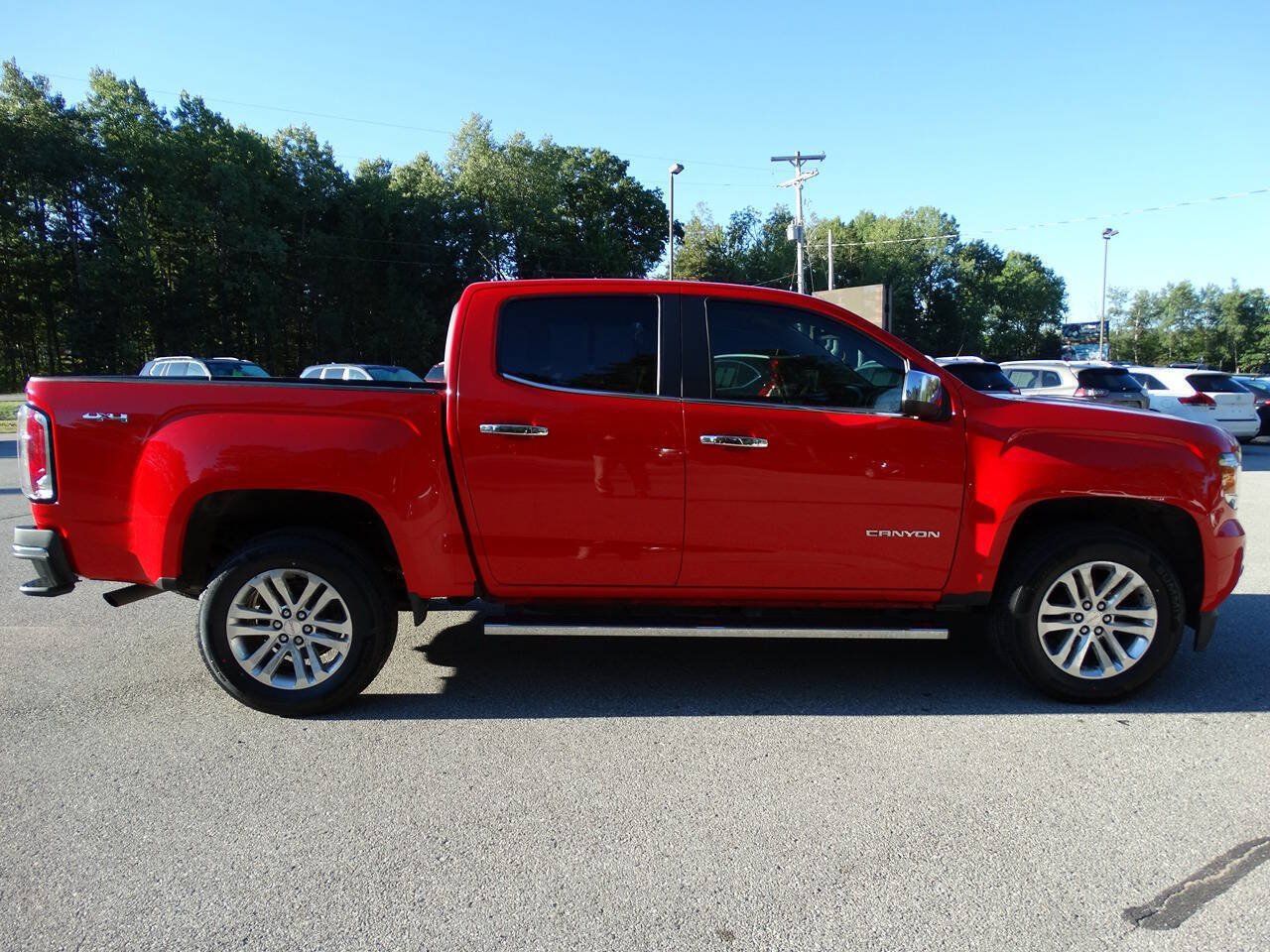 Used 2016 GMC Canyon 4x4 Crew Cab SLT w/ Driver Alert Package image 49