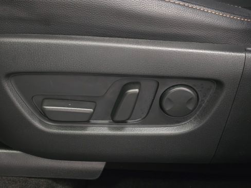 Used 2025 MAZDA CX-70 3.3 Turbo w/ Preferred Package image 38