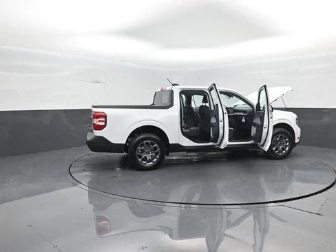 New 2026 Ford Maverick XLT w/ XLT Luxury Package FWD image 20