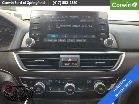 Used 2019 Honda Accord Touring image 12