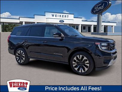 Used 2025 Ford Expedition Platinum w/ Driver's Package
