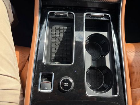 Certified 2025 Lincoln Aviator Black Label w/ Black Label Special Edition image 38