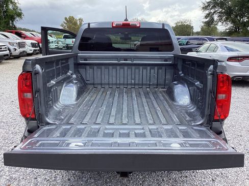Used 2021 Chevrolet Colorado W/T w/ Custom Special Edition image 14