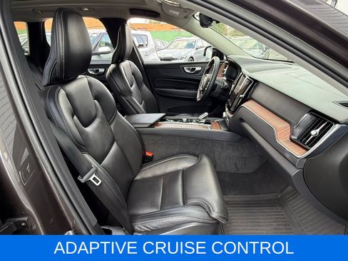 Used 2023 Volvo XC60 B5 Ultimate w/ Climate Package AWD/4WD image 23