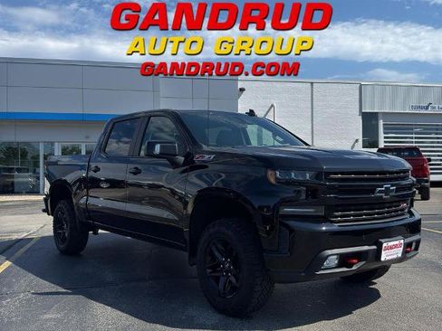 Certified 2020 Chevrolet Silverado 1500 LT Trail Boss w/ Midnight Edition AWD/4WD image 1