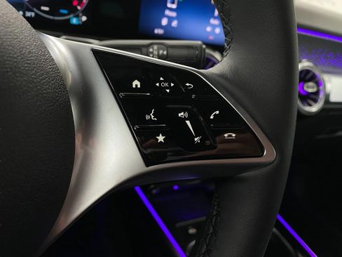 New 2026 Mercedes-Benz GLB 250 4MATIC image 17