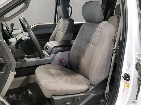 Used 2019 Ford F150 XLT w/ Equipment Group 302A Luxury AWD/4WD image 5