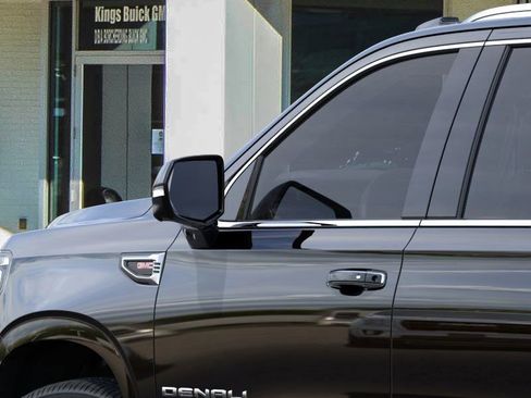 New 2026 GMC Yukon XL Denali w/ LPO, Floor Liner Package image 12