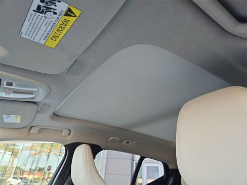 Used 2025 Volvo XC40 B5 Ultra w/ Protection Package Premier image 28