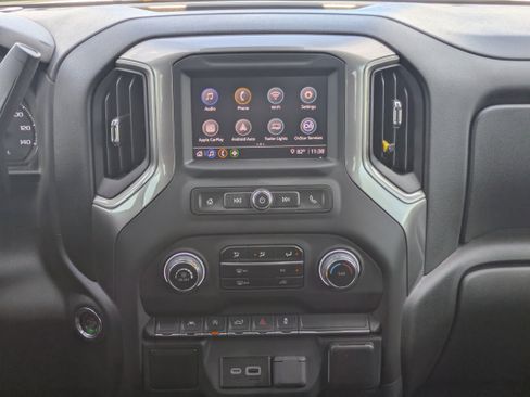 Used 2025 Chevrolet Silverado 1500 Custom image 5