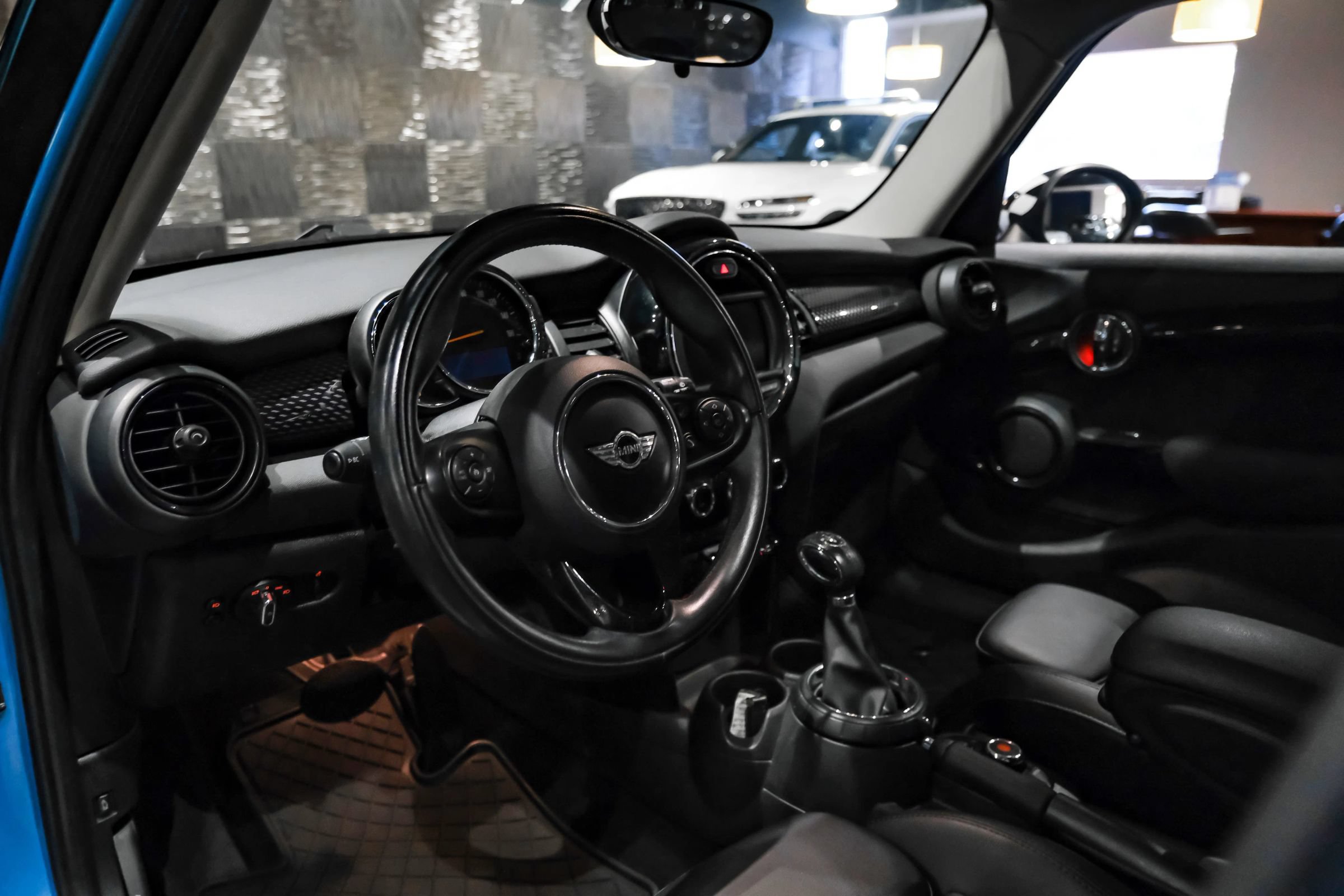 Used 2017 MINI Cooper S FWD image 3
