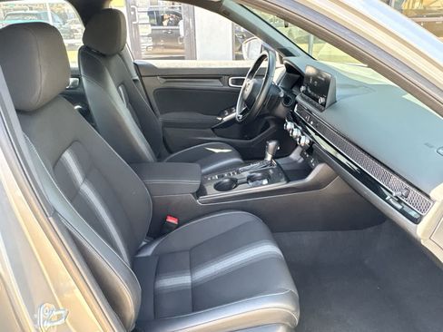 Used 2023 Honda Civic Sport image 25