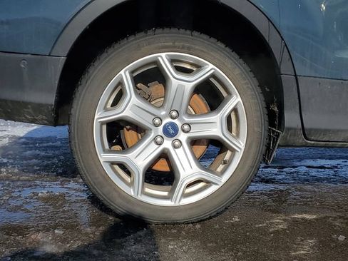 Used 2019 Ford Escape Titanium w/ U9j03 - Titanium Tow Package AWD/4WD image 5
