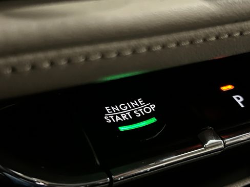 Used 2021 Lincoln Nautilus Reserve image 10