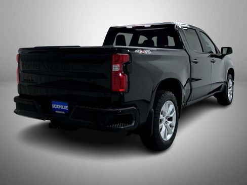 Used 2021 Chevrolet Silverado 1500 Custom w/ LPO, Dark Essentials Package AWD/4WD image 5
