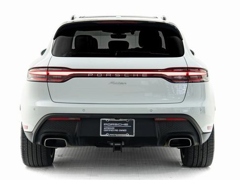 Used 2024 Porsche Macan image 37
