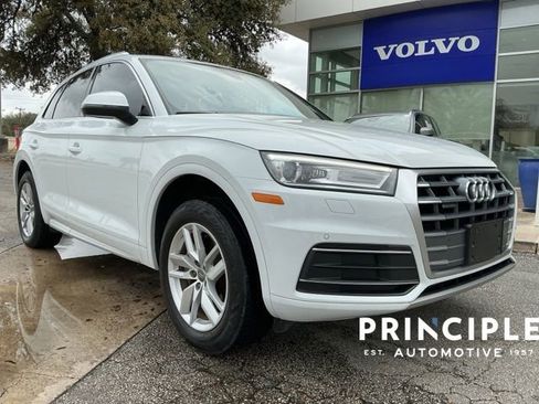 Used 2020 Audi Q5 2.0T Premium w/ Convenience Package image 1