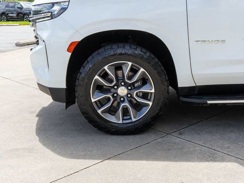 Used 2021 Chevrolet Tahoe LT w/ LT Signature Plus Package AWD/4WD image 32