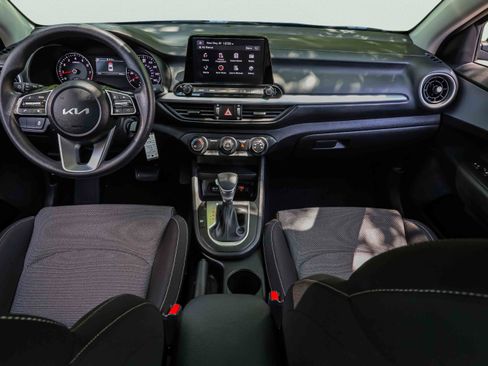 Certified 2024 Kia Forte LXS FWD image 20
