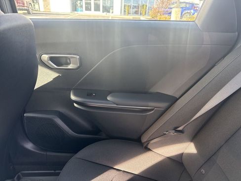 New 2026 Kia K4 LXS image 24