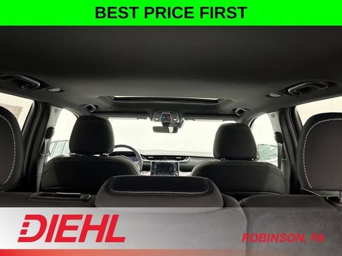 New 2026 Jeep Grand Cherokee Laredo X AWD/4WD image 11