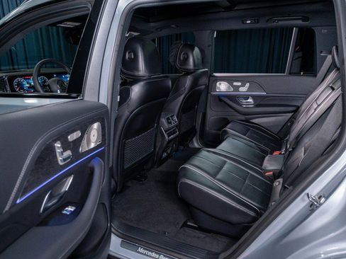 New 2026 Mercedes-Benz GLS 580 4MATIC image 29