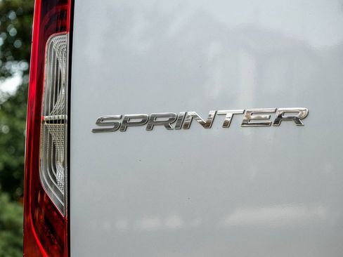 New 2025 Mercedes-Benz Sprinter 2500 image 9