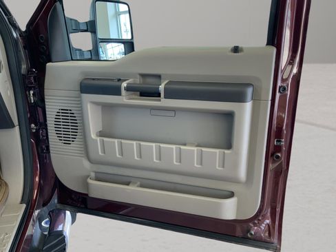 Used 2010 Ford F250 4x4 Crew Cab Super Duty image 23