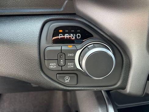 Used 2026 RAM 1500 Express AWD/4WD image 26