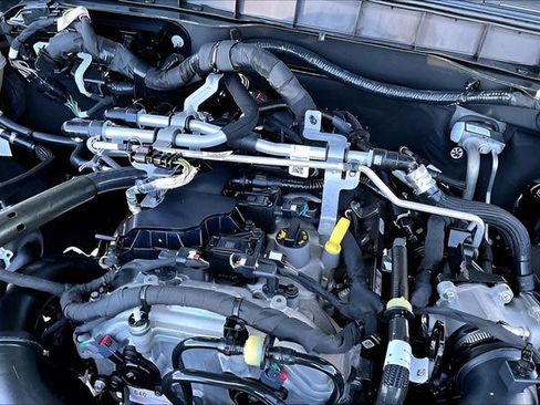 Used 2025 Ford Bronco Big Bend image 27