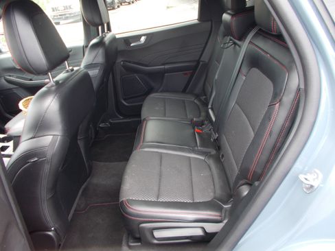 Used 2023 Ford Escape ST-Line w/ Tech Pack #1 AWD/4WD image 9