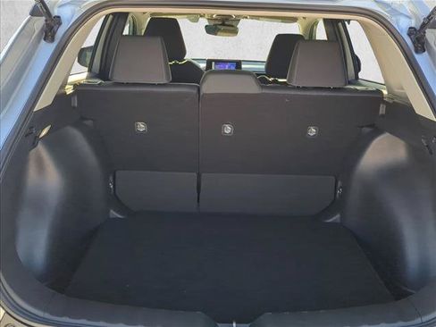Used 2025 Toyota Corolla Cross LE FWD image 22