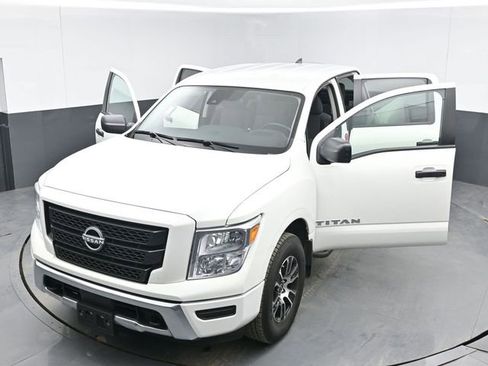 Used 2024 Nissan Titan SV w/ Accessory Utility Package image 48