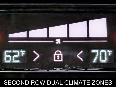 Used 2025 Volvo XC90 B6 Plus image 20