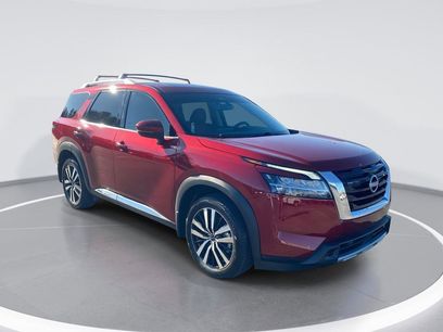Used 2024 Nissan Pathfinder Platinum