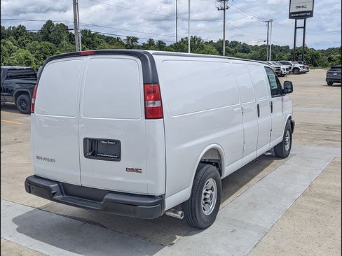 New 2026 GMC Savana 2500 Extended w/ Safety Package RWD image 7