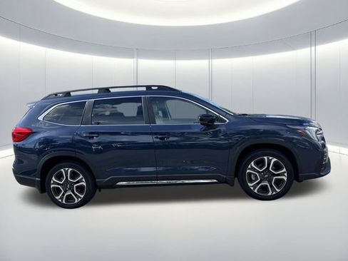 Used 2024 Subaru Ascent Limited w/ Technology Package AWD/4WD image 6