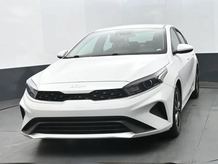Used 2024 Kia Forte LXS FWD image 1