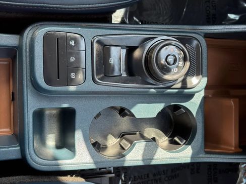 Used 2023 Ford Maverick Lariat w/ Lariat Luxury Package FWD image 38