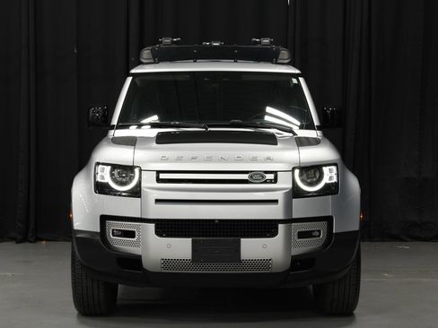 Used 2024 Land Rover Defender 110 S AWD/4WD image 8