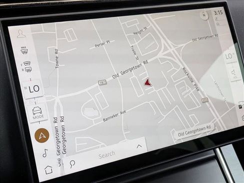 Used 2025 Land Rover Range Rover Velar Dynamic SE image 13