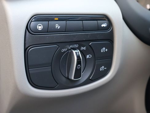 Certified 2025 INFINITI QX50 Luxe w/ Cargo Package image 23