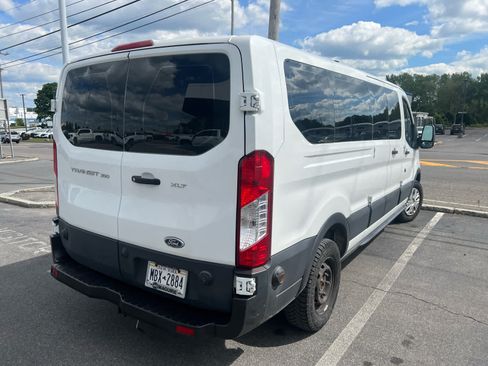 Used 2019 Ford Transit 350 XLT RWD image 3